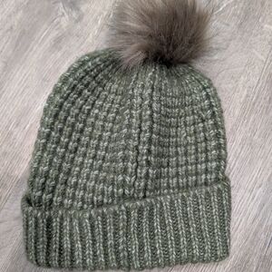 American Eagle Outfitters Olive Knit Beanie